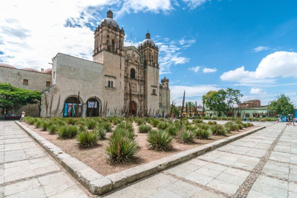Los cinco templos y exconventos dominicos que no te puedes perder en Oaxaca Santo Domingo de Guzmán, Oaxaca, Iglesias de Oaxaca