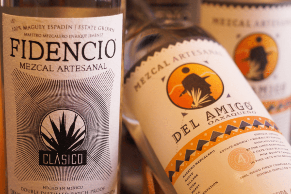 Mezcal Fidencio y Mezcal Del Amigo: El sabor de la tradición