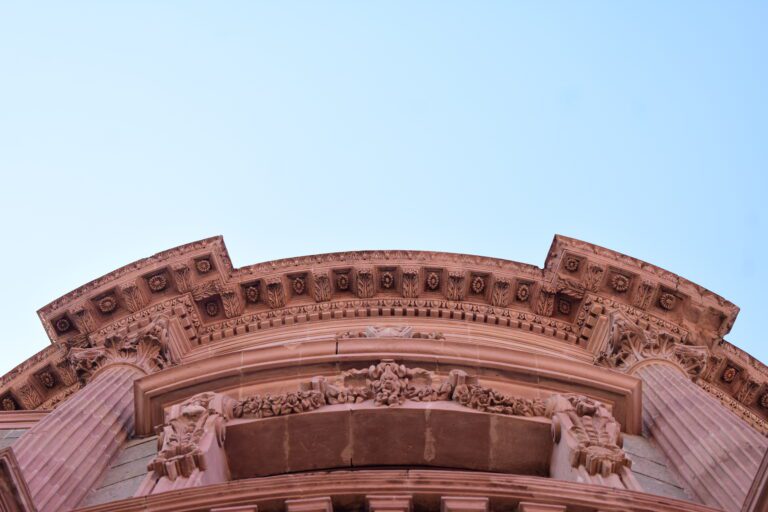 Teatro Macedonio Alcalá, historia y arquitectura