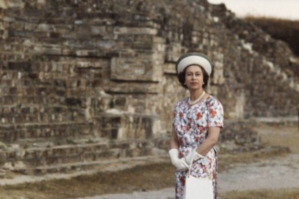 La opulenta visita de la reina Isabel II a Oaxaca