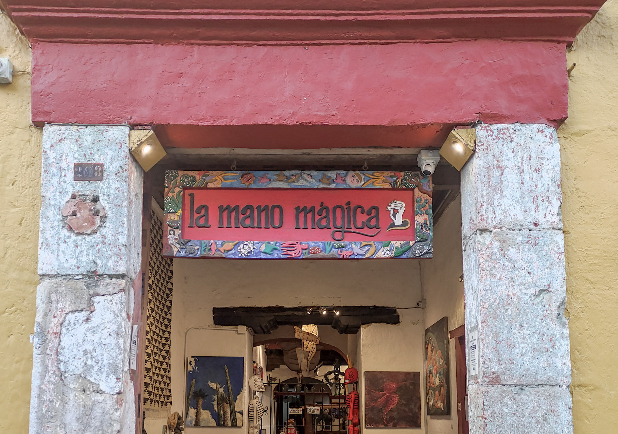 .Galería La Mano Mágica, un lugar de arte contemporáneo y popular