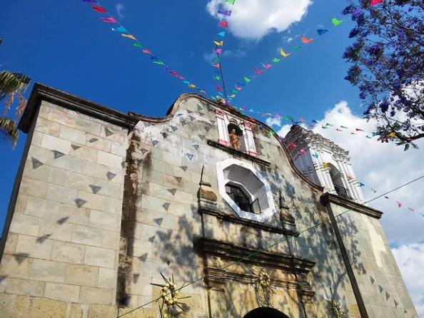 .Iglesia de Xochimilco, Oaxaca, en búsqueda del edificio funcional