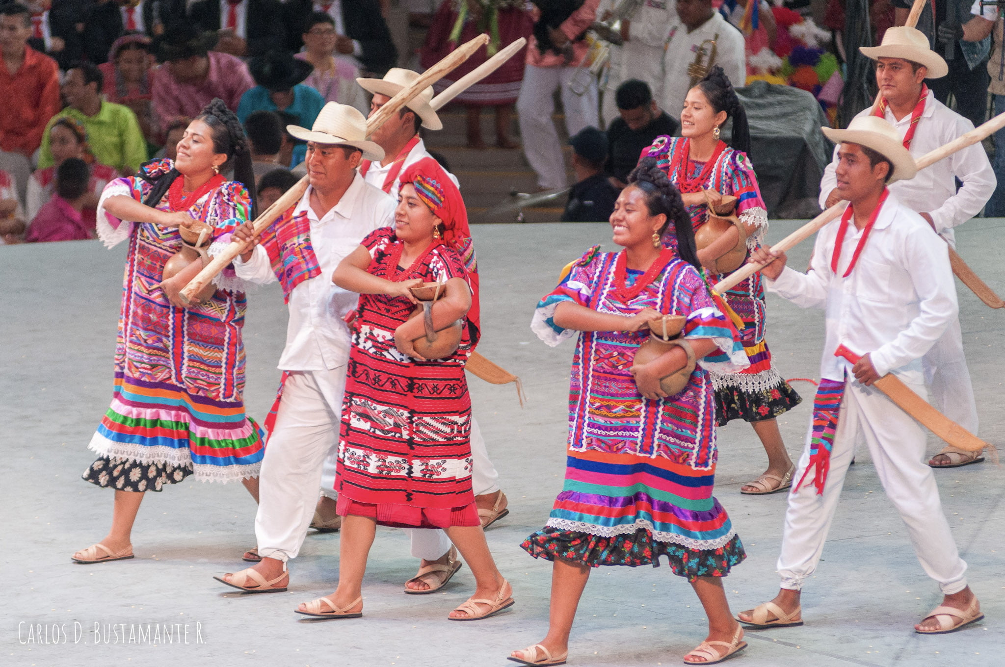 .La selección de las nuevas delegaciones para la Guelaguetza 2023
