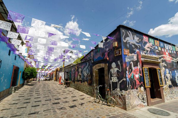 .¿Que? hacer en Jalatlaco_ El primer barrio ma?gico en Oaxaca