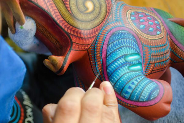 Los alebrijes se hicieron tropicales, los regalos de Beatriz Müller al Caribe .Los alebrijes se hicieron tropicales, los regalos de Beatriz Müller al Caribe