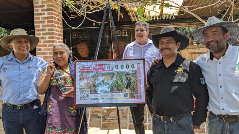 .Billete de lotería Nacional celebra maguey y mezcal de Oaxaca