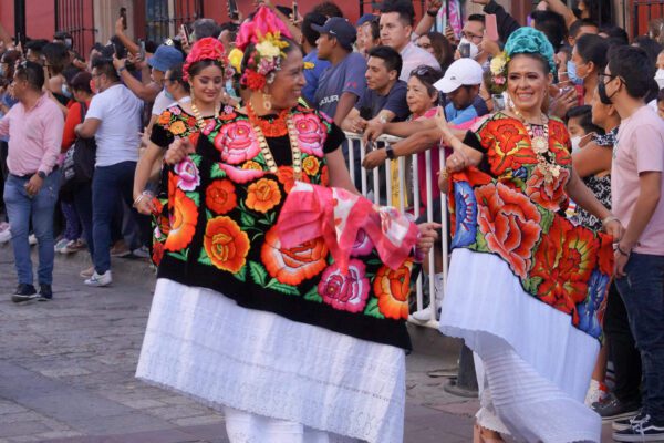 ¿Cuándo son los desfiles de las delegaciones Guelaguetza 2023? Fotografía del Istmo, un punto de camino a la costa de Oaxaca.