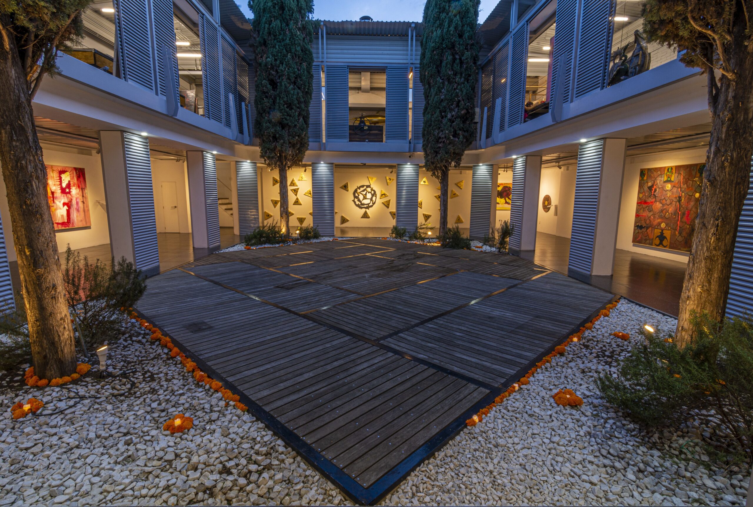 Primera exposición del artista Manuel Escobar en NN Galería