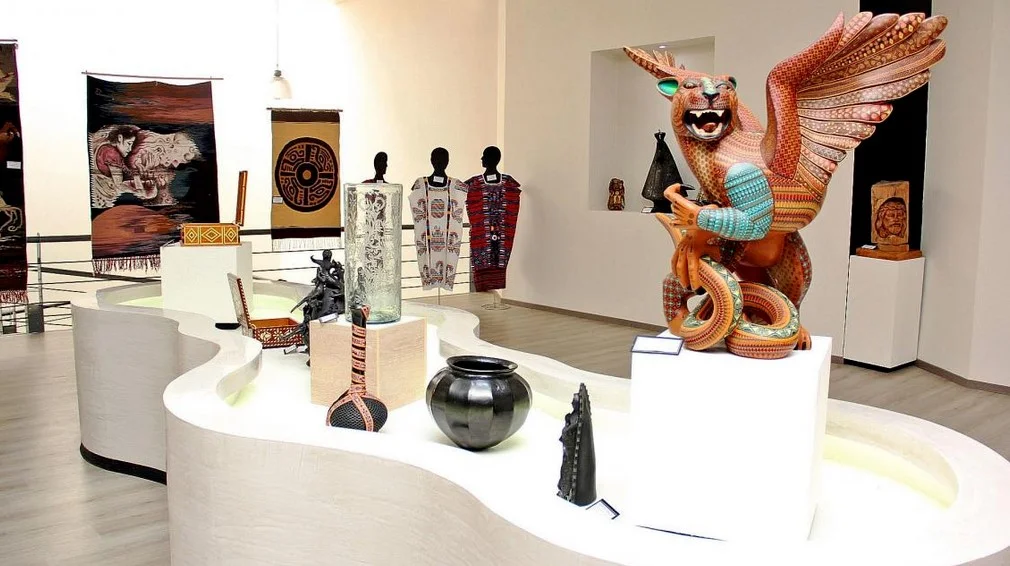 Regalar arte es una opción para estas fiestas.