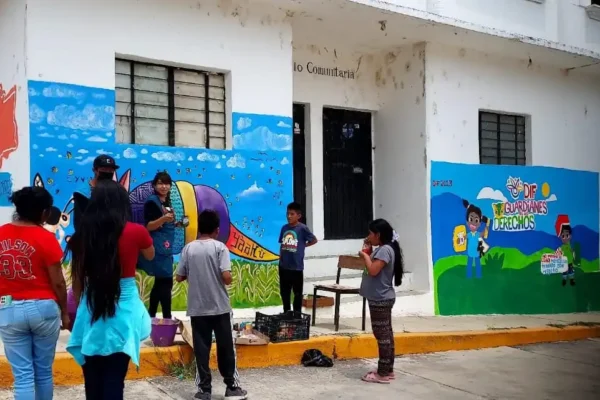 En Tepejillo acercan a niños y jóvenes al arte con murales y talleres Creación de los murales de Tepejillo, en Oaxaca.