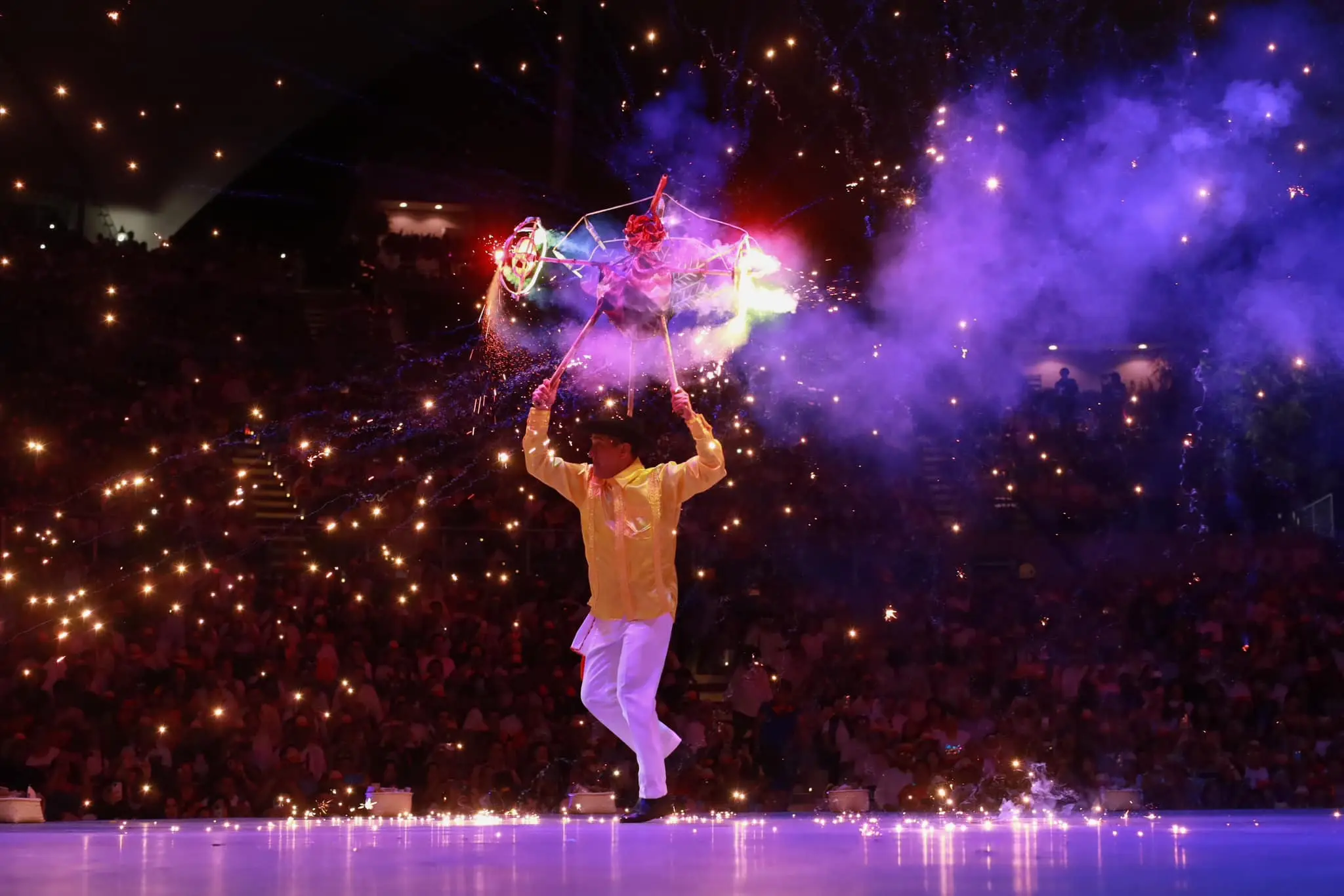 Así termina la Guelaguetza, la fiesta étnica más grande de América Latina.